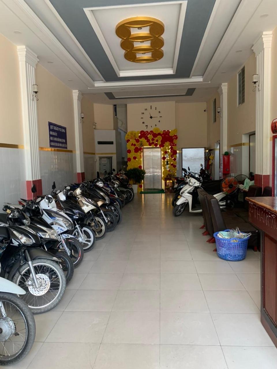 Nha Nghi Thanh Xuan- Co Cho Thue Xe May Va Xuat Hoa Don Ap Dong An Exterior photo