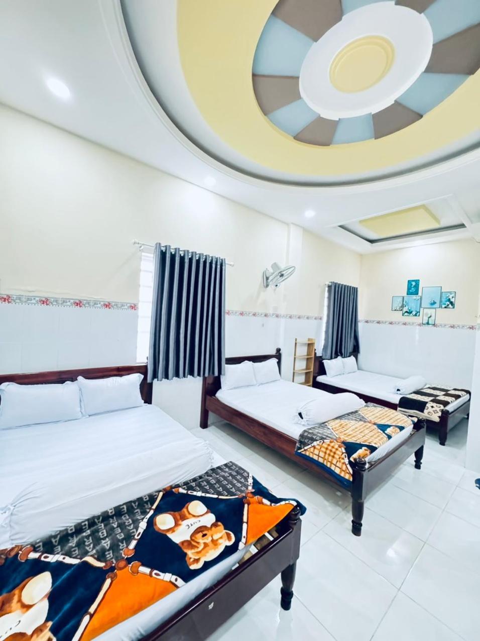 Nha Nghi Thanh Xuan- Co Cho Thue Xe May Va Xuat Hoa Don Ap Dong An Exterior photo